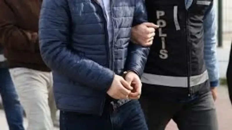 213 saatlik görüntü incelendi katil bulundu