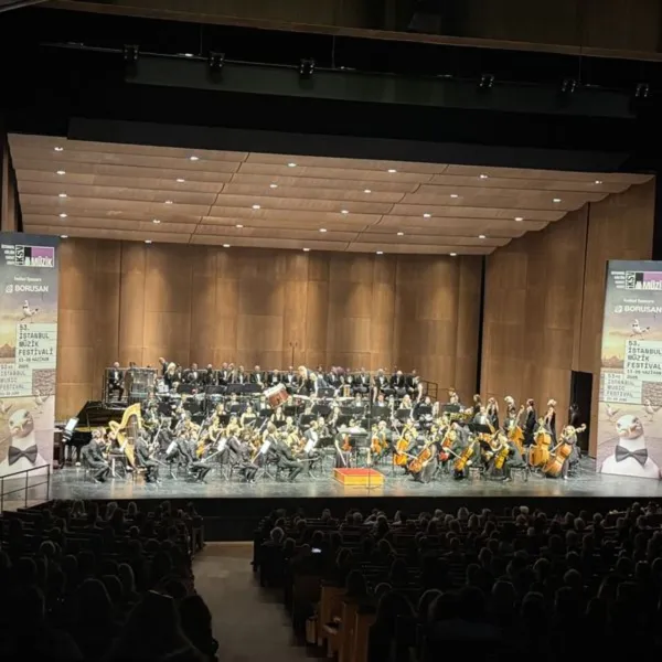 53. İstanbul Müzik Festivali Başladı! AKM'de Unutulmaz Açılış