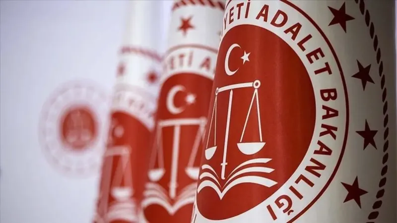 Adalet Bakanlığına memur alımında 35 yaş sınırı kaldırıldı! Yeni yaş sırını kaç oldu? İşte değişiklikler