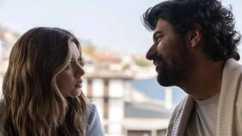 Afra Saraçoğlu ve Engin Akyürek'ten Bomba Proje: İstanbul Aşkım!