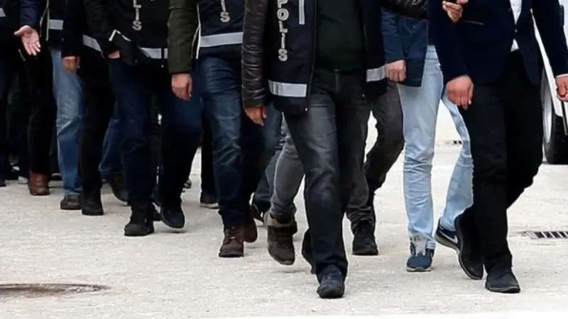 Ankara merkezli 6 ilde FETÖ operasyonu: 10 gözaltı kararı