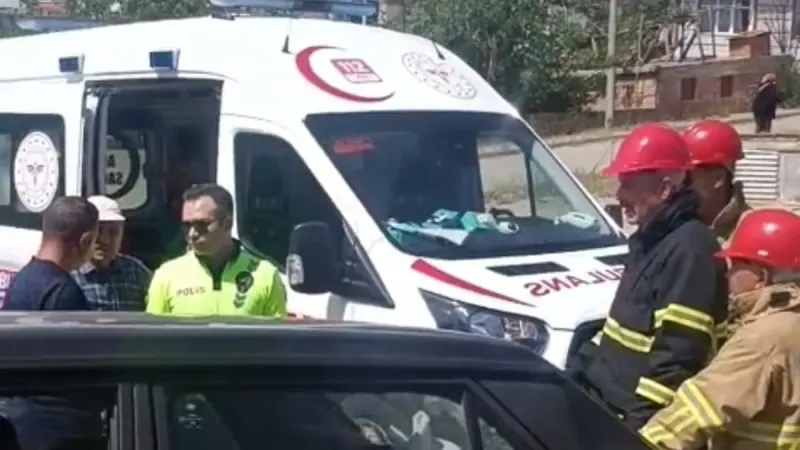 Kalp Krizi Dehşeti! Direksiyon Başında Ölüm, Eşi Yaralı!