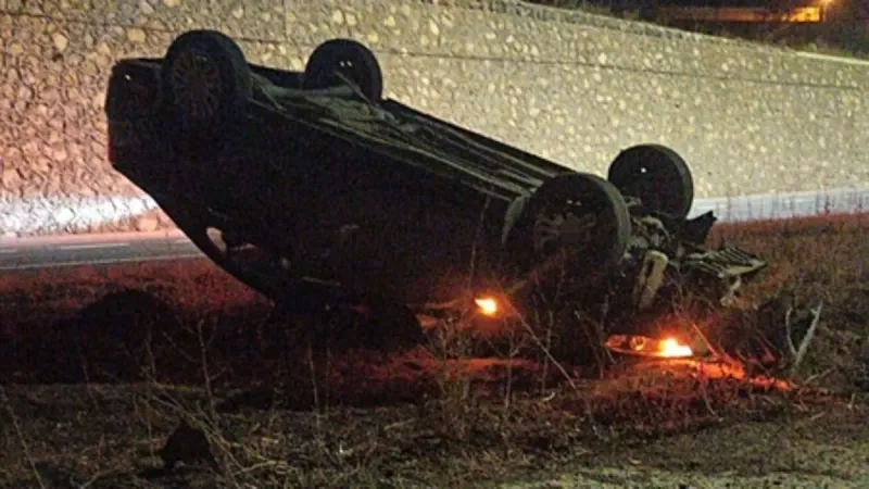 Gümüşhane'de Otomobil Kazası! Sürücü Ters Döndü, İşte O Anlar!