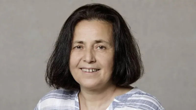 Hayatını kaybeden Prof Dr. Fulya Atacan kimdir?