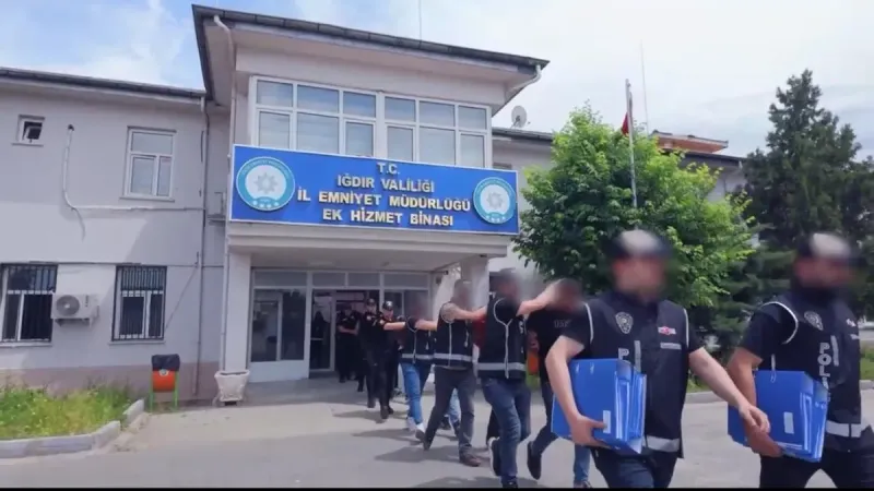 Iğdır’da eş zamanlı operasyon! İnsan ticareti fuhuş ve uyuşturucu şebekesine darbe