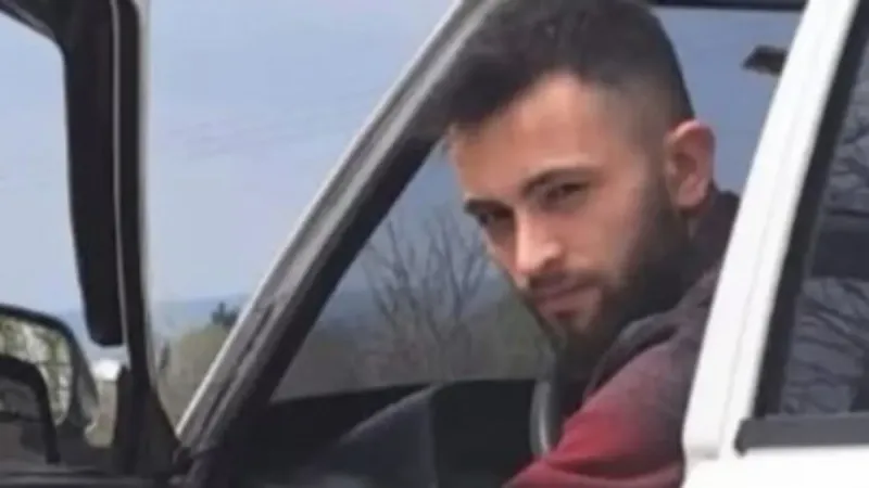 Düzce'de İntihar: Annesinin Acısı mı Tetikledi? Şok Detay!
