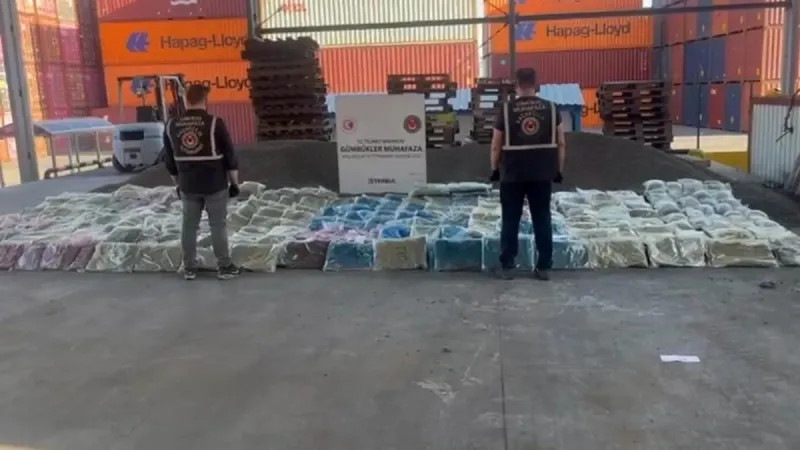 İstanbul'da Şok Baskın! 279 KG Uyuşturucu Ele Geçirildi!