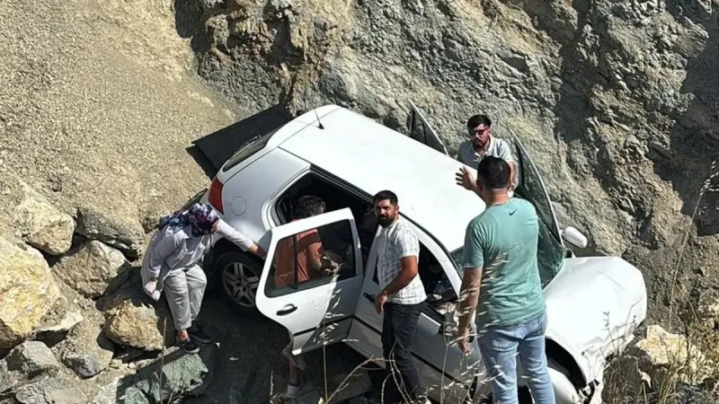 İzmir'de Acı Kayıp: Trafik Kurbanı Şimal'in Karnesi Sırasında!