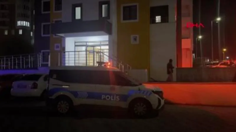 Kayseri'de elinde bıçakla yere düştüğü iddia edilen kadın ağır yaralandı