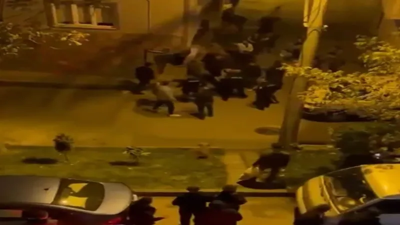 Polise Saldırı! Kimlik İsteyen Ekiplere Saldırdılar: Şok Gözaltılar!