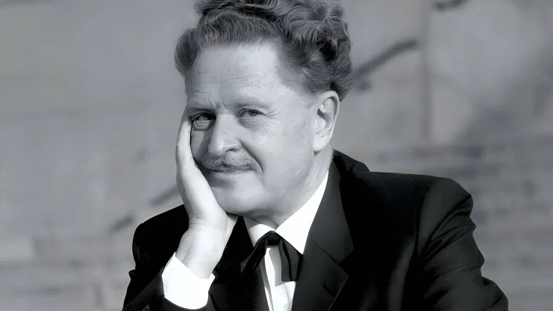 Nâzım Hikmet Moskova'da Anılıyor! Cem Adrian'dan Unutulmaz Konser