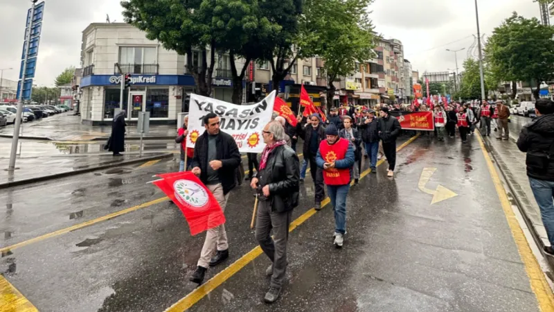 Sakarya 1 Mayıs'ta Coştu! İşçiler Alanları Titretti!