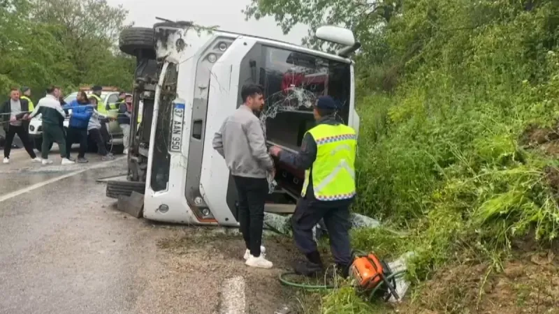 Sinop'ta Öğrenci Otobüsü Dehşeti! 18 Yaralı, İşte İlk Detaylar