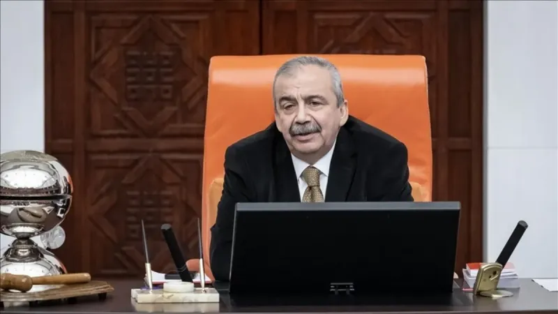Sırrı Süreyya Önder Vefat Etti! AKM'de Veda Töreni