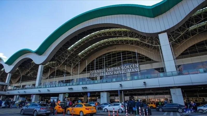 Sabiha Gökçen Havalimanı günlük uçuş rekorunu kırdı