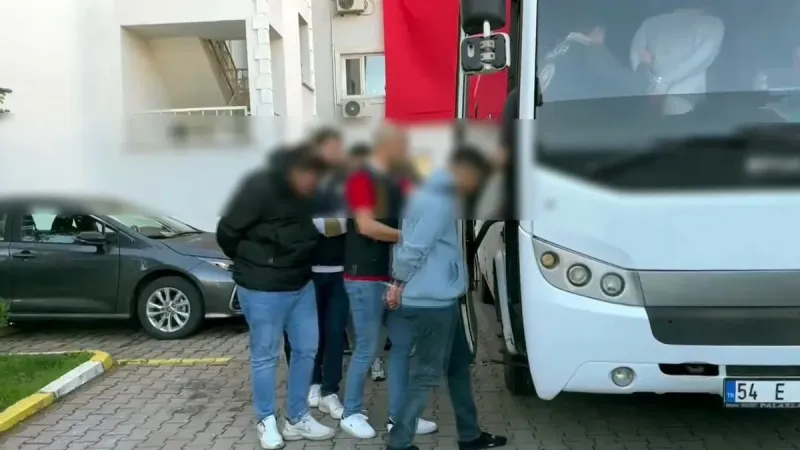 Sakarya merkezli 36 ilde eş zamanlı operasyon: 'Çevrimiçi Çocuk Müstehcenliği' çerçevesinde 86 gözaltı!