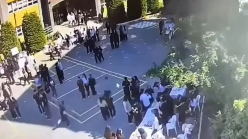 Sultanbeyli'de Kanlı Okul Kavgası! Şüpheli Tutuklandı!