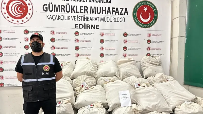 TIR'lara GPS takıp uyuşturucuyu izlediler: 318 kilo uyuşturucu ele geçirildi, 10 gözaltı