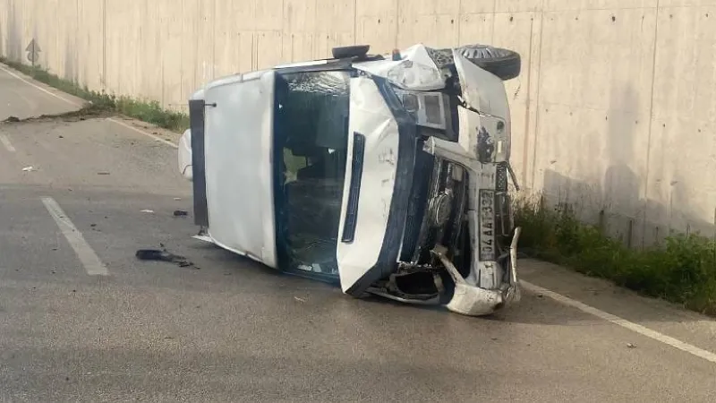 Tokat'ta Minibüs Devrildi! 10 Yaralı, Acı Haber Geldi!