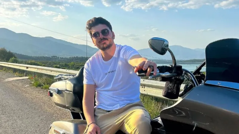 Trafikte darp edilen oyuncu Mehmet Akif Akdeniz kimdir?