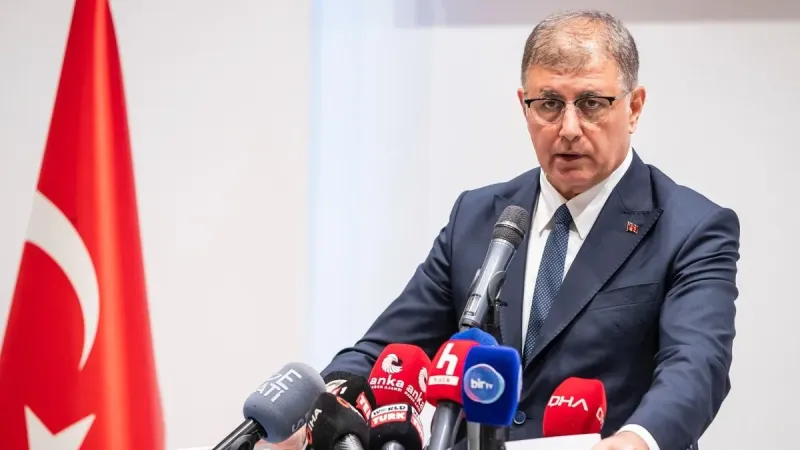 İzmir'de Şok İşten Çıkarmalar! Tugay Düğmeye Bastı, Kimler Gidecek?