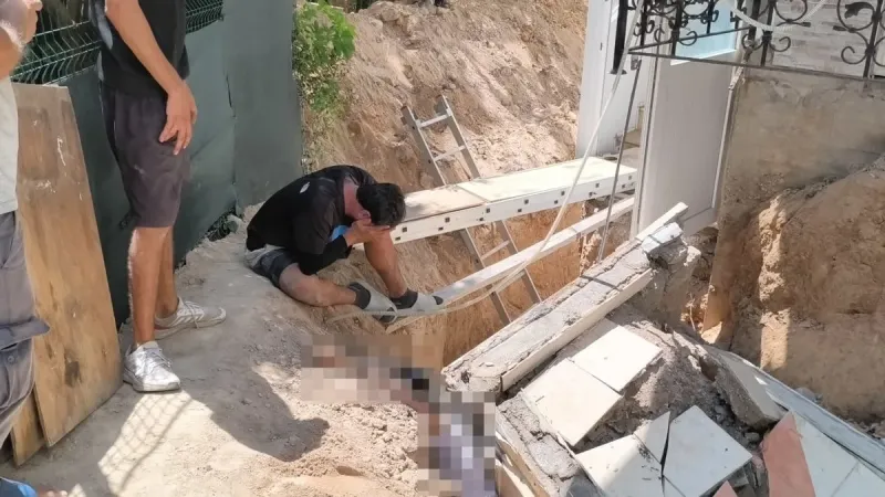 Balkon Faciası! Antalya'da İşçi Feci Şekilde Can Verdi